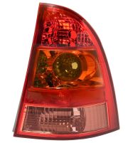 FEU ARRIÈRE TOYOTA COROLLA 2004-2007 COMBI / DROIT