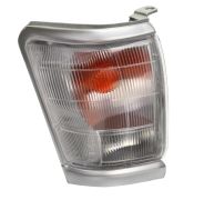 FEU CLIGNOTANT AVANT TOYOTA HILUX 1998-2002 DROIT