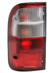 FEU ARRIÈRE TOYOTA HILUX 2002-2004 GAUCHE