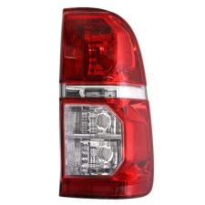 FEU ARRIÈRE TOYOTA HILUX 2011-2016 BLANC / DROIT