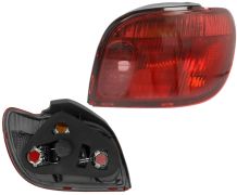 FEU ARRIÈRE TOYOTA YARIS 2003-2006 TYPE KOITO / AVEC CIRCUIT / DROIT