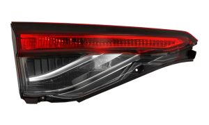 FEU ARRIÈRE TOYOTA COROLLA 2020-> 4 PORTES / INTÉRIEUR / DROIT