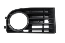 GRILLE VOLKSWAGEN GOLF V 2004-2008 PARE-CHOCS AVANT / 4 BARRE S / AVEC ANTIBROUILLARD / DROITE