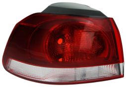 FEU ARRIÈRE VOLKSWAGEN GOLF VI 2008-2012 EXTÉRIEUR / TYPE HELLA / BASE NOIRE / MODÈLE GTI / GTD / GAUCHE