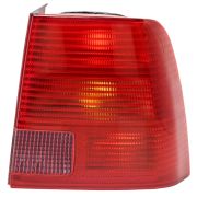 FEU ARRIÈRE VOLKSWAGEN PASSAT 1997-2000 SEDAN / ROUGE / DROIT