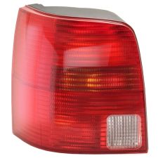 FEU ARRIÈRE VOLKSWAGEN PASSAT 1997-2000 BREAK / BLANC / GAUCHE