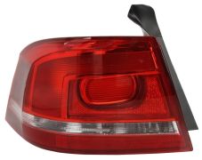FEU ARRIÈRE VOLKSWAGEN PASSAT 2010-2014 SEDAN / EXTÉRIEUR / BASE CLAIRE / GAUCHE
