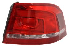 FEU ARRIÈRE VOLKSWAGEN PASSAT 2010-2014 BREAK / EXTÉRIEUR / DROIT