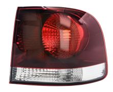 FEU ARRIÈRE VOLKSWAGEN TOUAREG 2007-2010 EXTÉRIEUR / FUME / DROIT