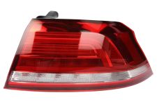 FEU ARRIÈRE VOLKSWAGEN PASSAT 2014-2019 SEDAN / TRENDLINE / CONFORTLINE / EXTÉRIEUR / DROIT