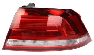 FEU ARRIÈRE VOLKSWAGEN PASSAT 2014-2019 SEDAN / TRENDLINE / CONFORTLINE / EXTÉRIEUR / DROIT