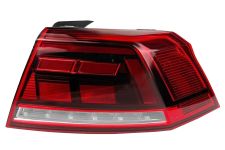 FEU ARRIÈRE VOLKSWAGEN PASSAT 2019-2023 SEDAN / EXTÉRIEUR / DROIT