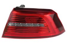 FEU ARRIÈRE VOLKSWAGEN PASSAT 2014-2019 SEDAN / HIGHLINE / EXTÉRIEUR / DROIT