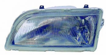 PHARE AVANT VOLVO S40 1996-2001 GAUCHE